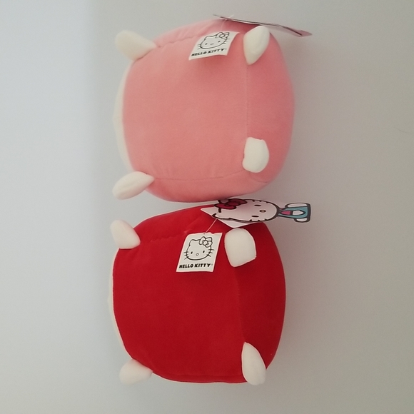 Lot of 2 small Hello Kitty Plushies - Picture 6 of 8